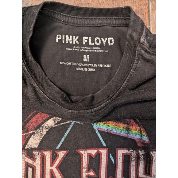 Pink Floyd Dark Side of the Moon Distressed Graphic Tee Size M (2022) - Picture 2 of 5